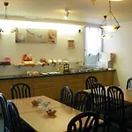 酒店 Logis 2*