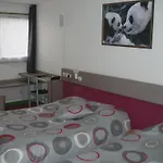 Logis Hotel 2*