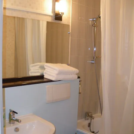 Hotel Logis Hotel Come Inn Poitiers