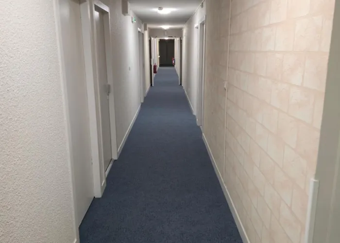 Contact Hotel Poitiers